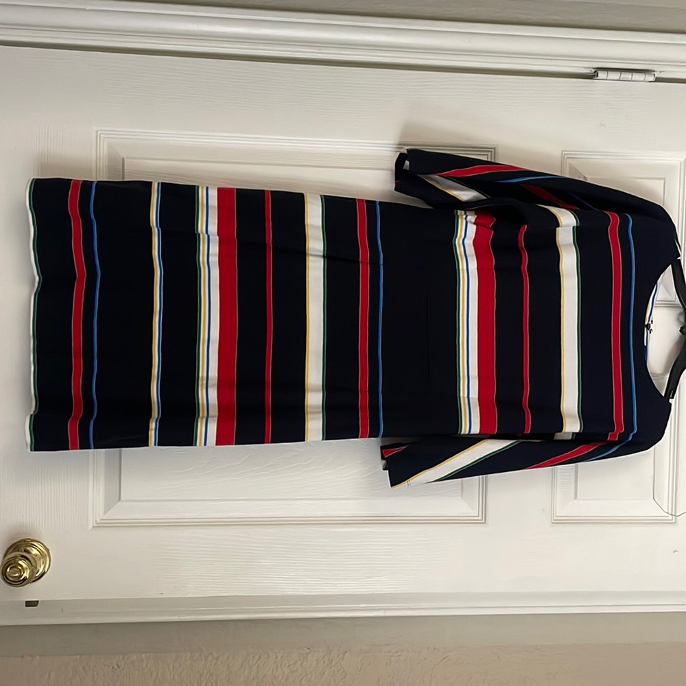 Brooks Brothers three-quarter length sleeve dress. Worn once.